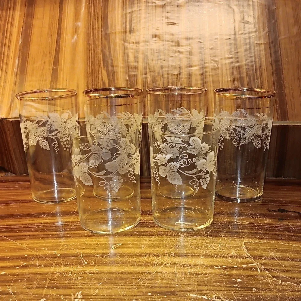 Vintage Bartlett Collins gold rim barware etched grapes 🍇 glasses